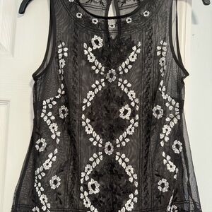 Elegant Black and White Floral Lace Top